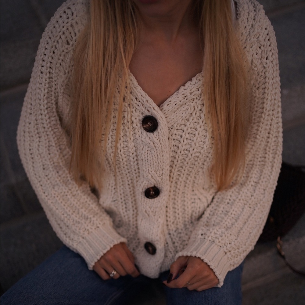 Cardigan - Picture 2 of 2